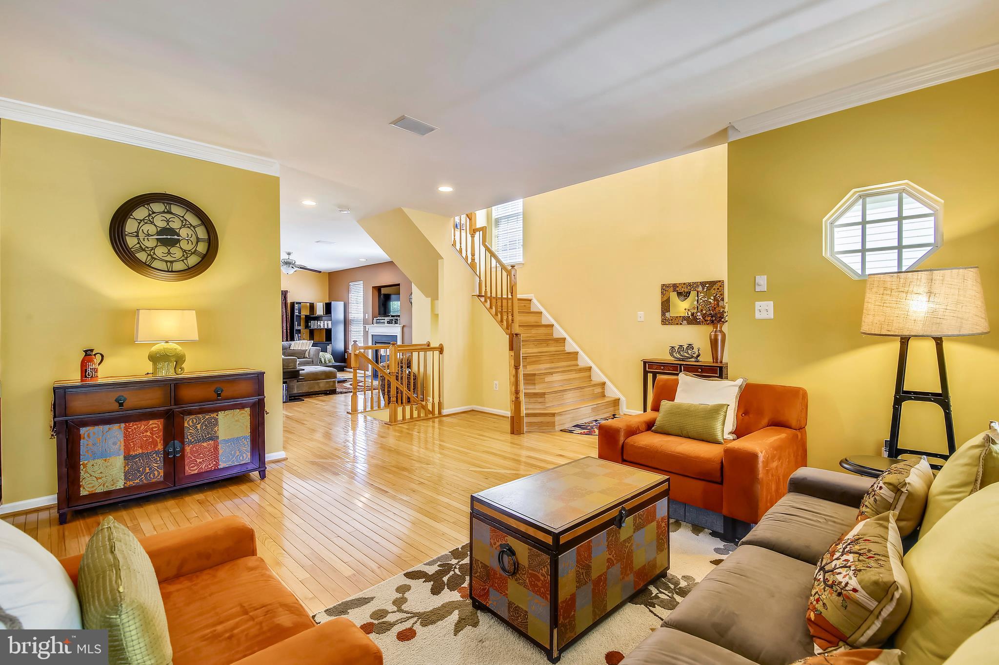 18123 Coachmans Road Germantown, MD 20874 - Photo 12 of 46 Living room