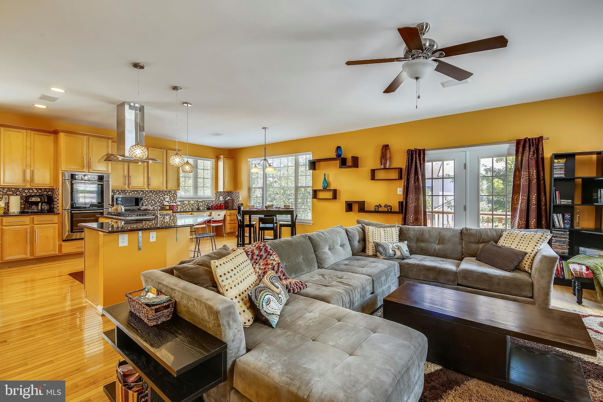 18123 Coachmans Road Germantown, MD 20874 - Photo 21 of 46 Family room