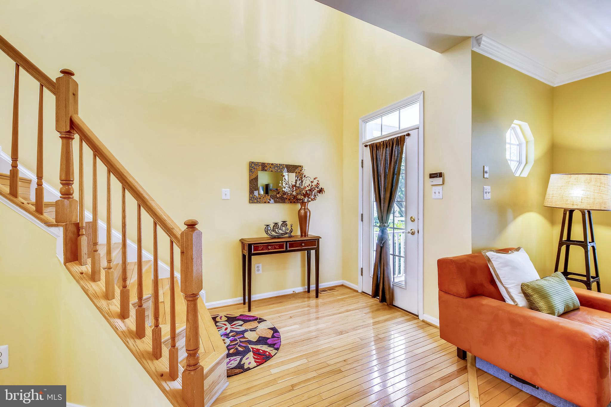 18123 Coachmans Road Germantown, MD 20874 - Photo 9 of 46 Entry foyer