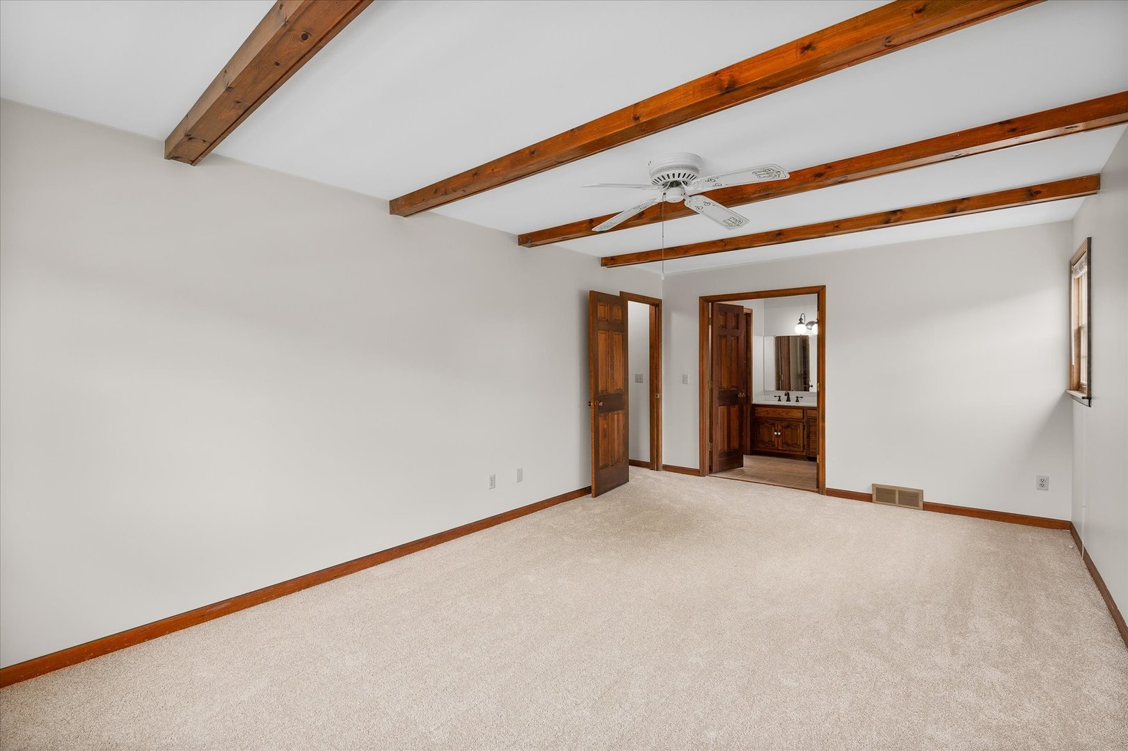 22 Cedar Gate Circle Sugar Grove, IL 60554 - Photo 22 of 35 a view of an empty room with wooden floor