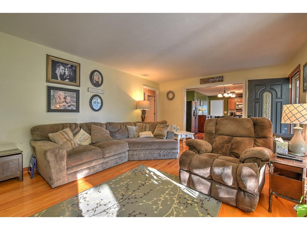 145 Barnes Street Fall Branch, TN 37656 - Photo 15 of 31 Photo 16