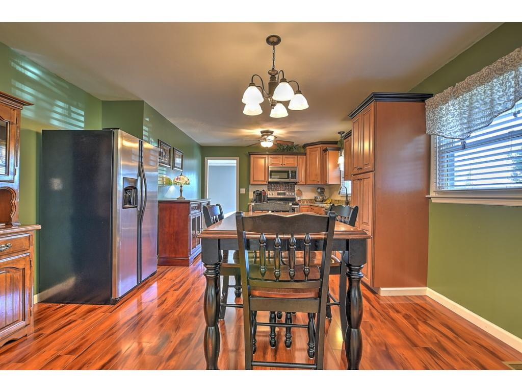 145 Barnes Street Fall Branch, TN 37656 - Photo 17 of 31 Photo 18