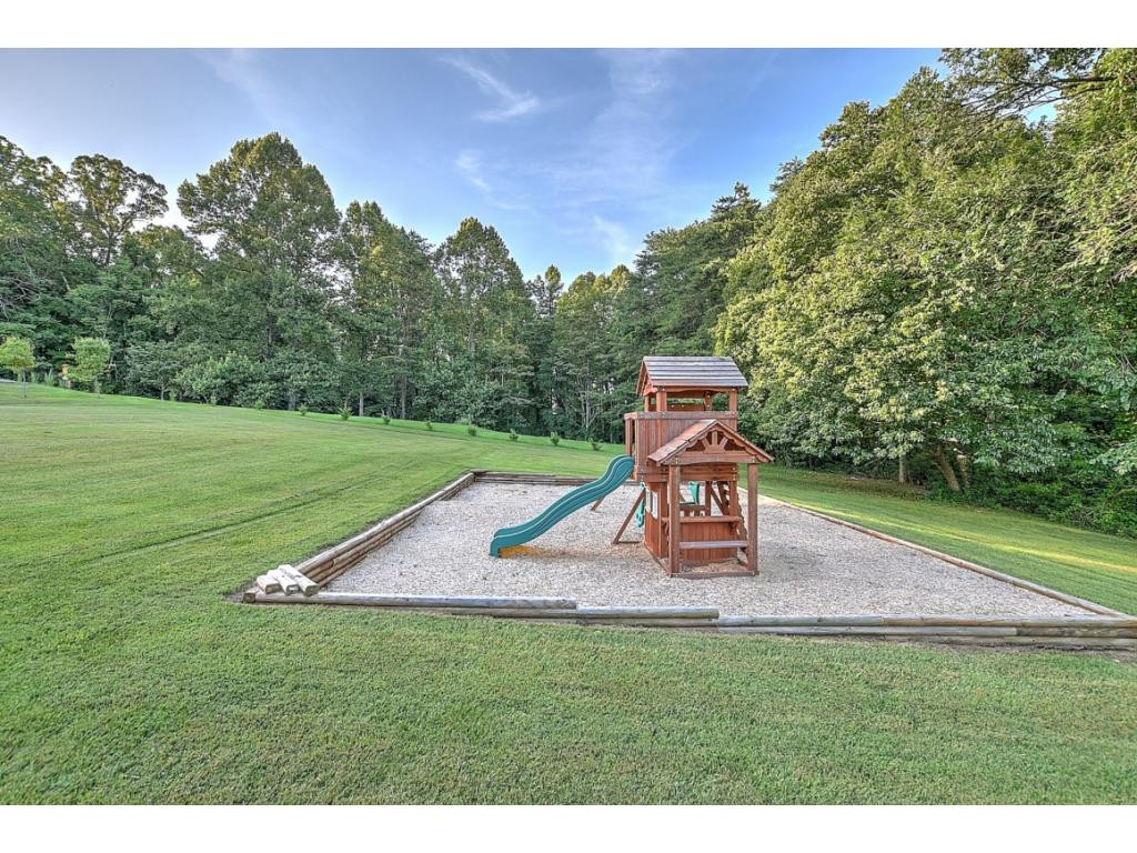 145 Barnes Street Fall Branch, TN 37656 - Photo 28 of 31 Photo 31