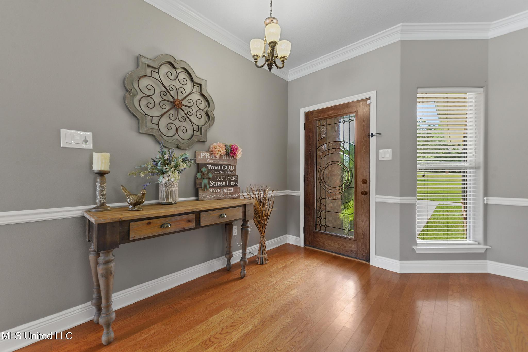 22140 Red Fox Run Saucier, MS 39574 - Photo 4 of 43 Entryway