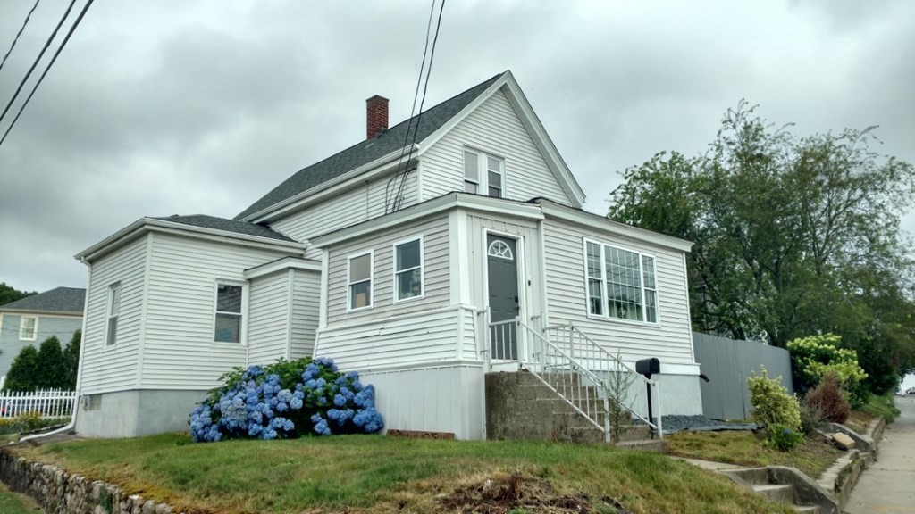 1736 Stafford Road Fall River, MA 02721 - Photo 1 of 10 Gallery Image 1