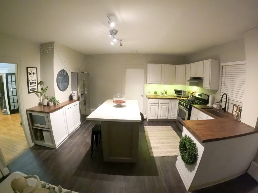 1736 Stafford Road Fall River, MA 02721 - Photo 5 of 10 Gallery Image 5