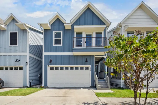 $2,995 | 3404 Castor Street, Houston, TX 77022