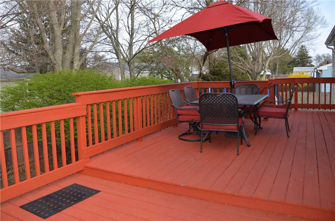2 tiers, extra wide and long, perfect for those outdoor barbecues!