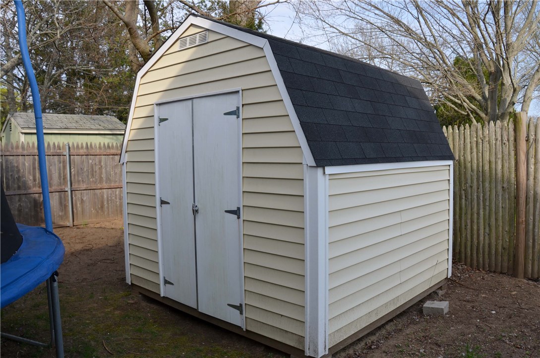 239 Sandy Lane Warwick, RI 02889 - Photo 10 of 22 Nice size shed
