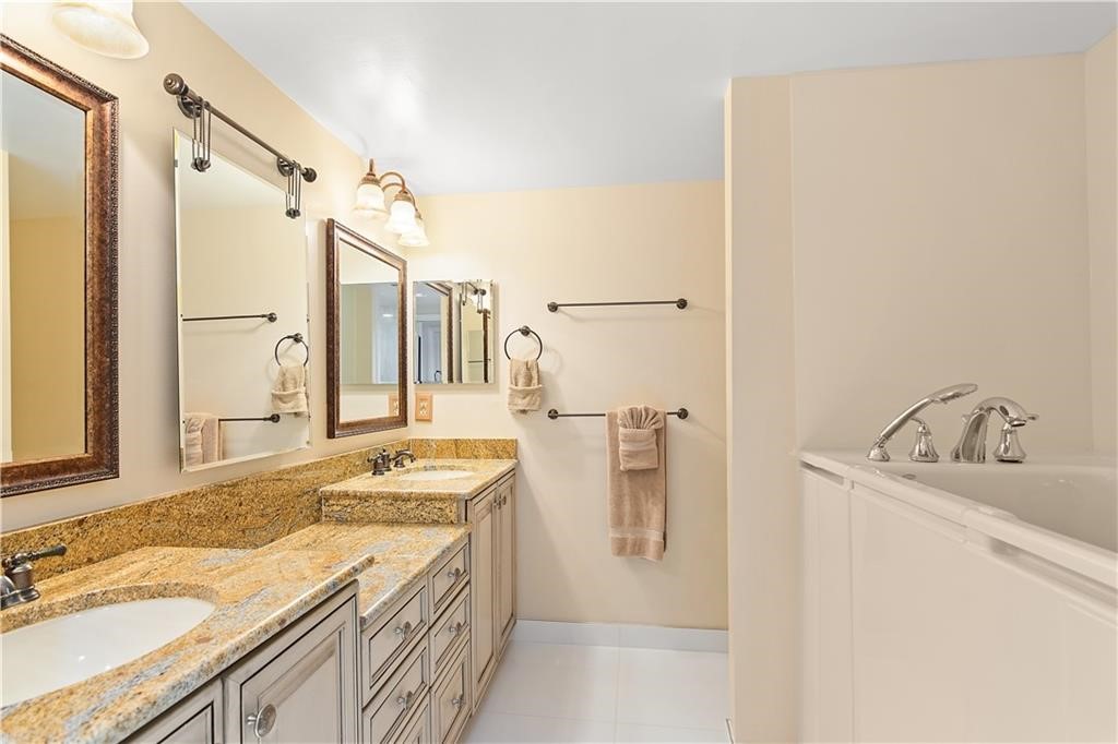 1001 Bay Road, Unit 110C Vero Beach, FL 32963 - Photo 19 of 34 Gallery Image 19