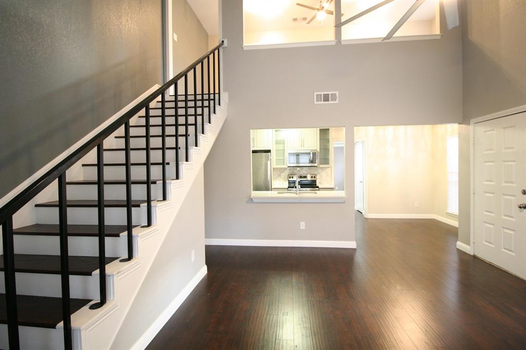 2064 Embassy Way Carrollton, TX 75006 - Photo 6 of 32 Gallery Image 6