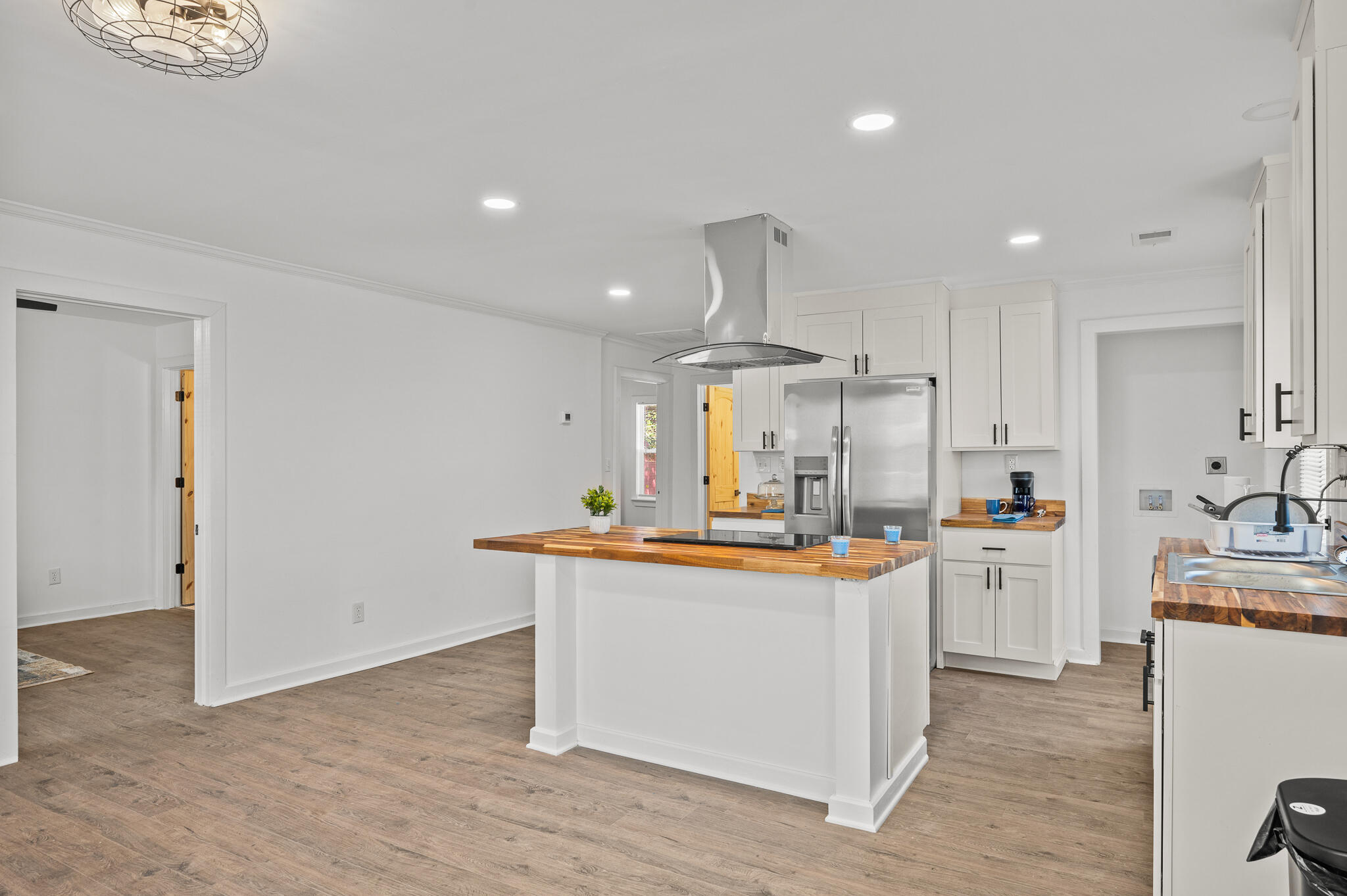 2124 Booker Street Charleston, SC 29405 - Photo 2 of 15 MOD_2612
