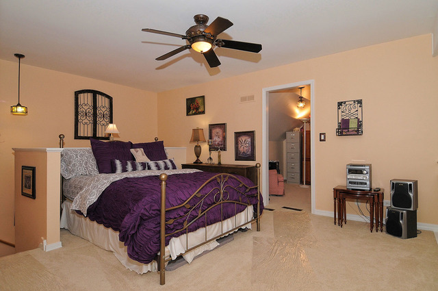 744 Chandler Road Gurnee, IL 60031 - Photo 8 of 24