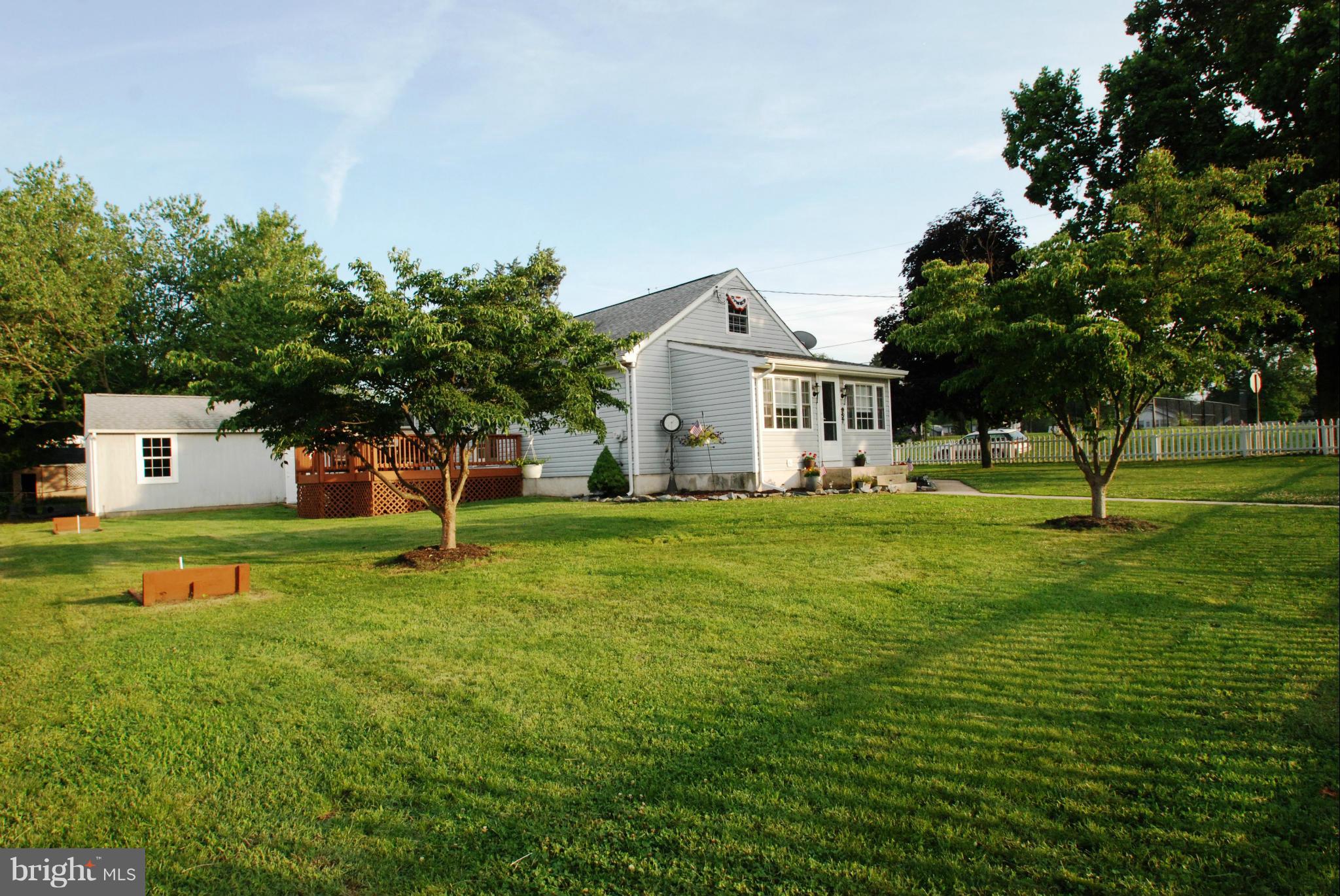 957 Tidewater Road Pasadena, MD 21122 - Photo 20 of 30 Situated on .23 acre Corner Lot