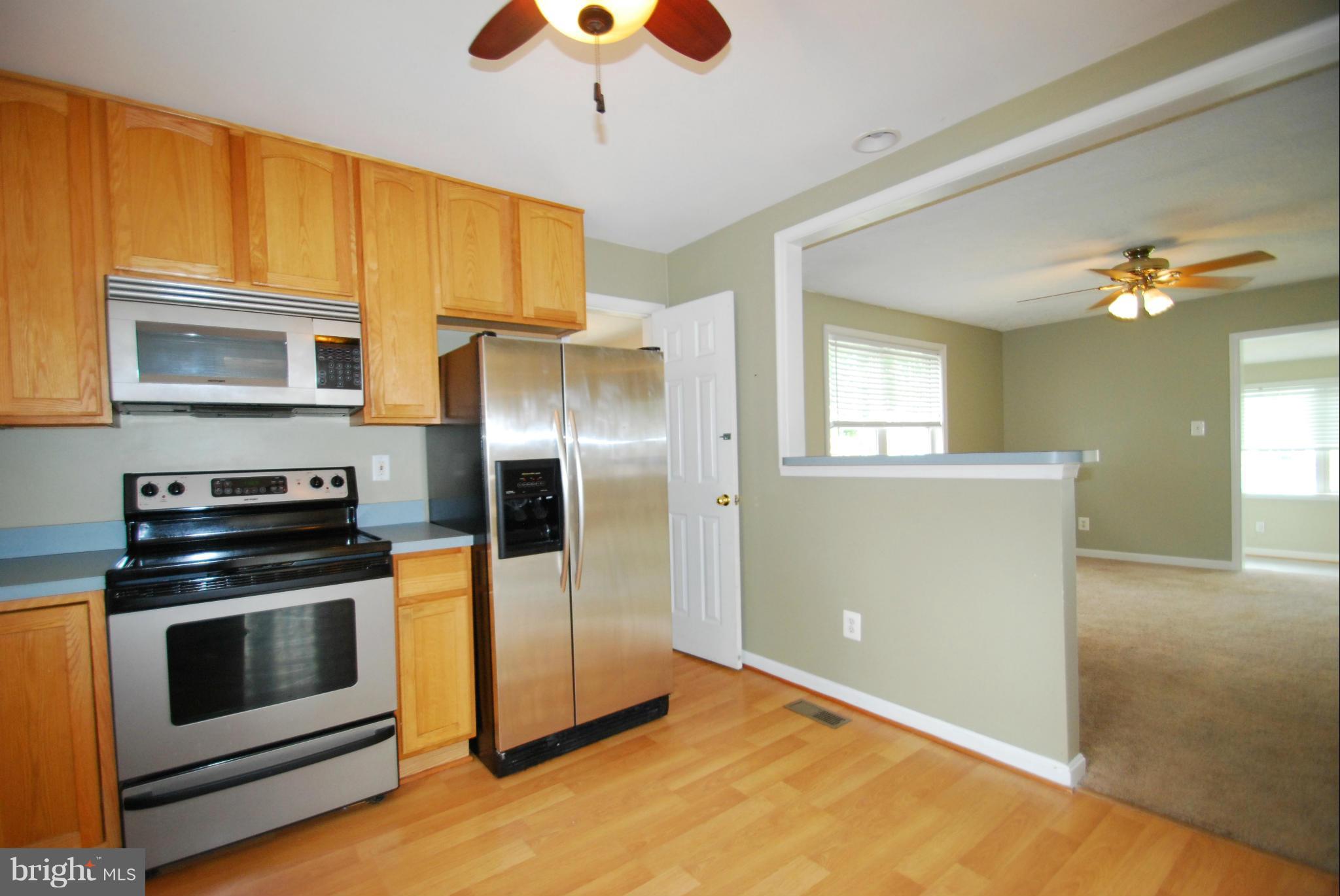 957 Tidewater Road Pasadena, MD 21122 - Photo 5 of 30 Kitchen