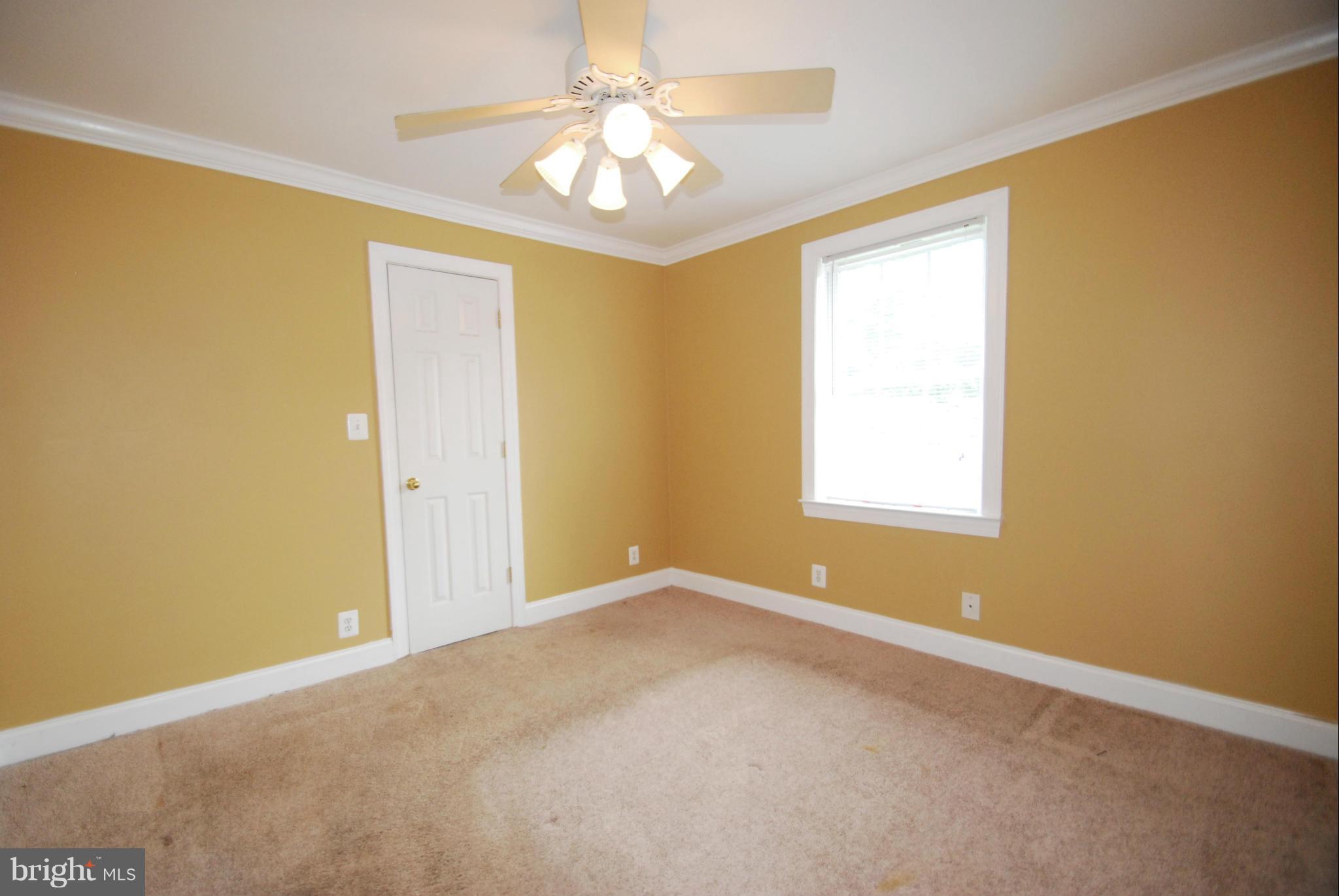 957 Tidewater Road Pasadena, MD 21122 - Photo 9 of 30 Bedroom (Master)