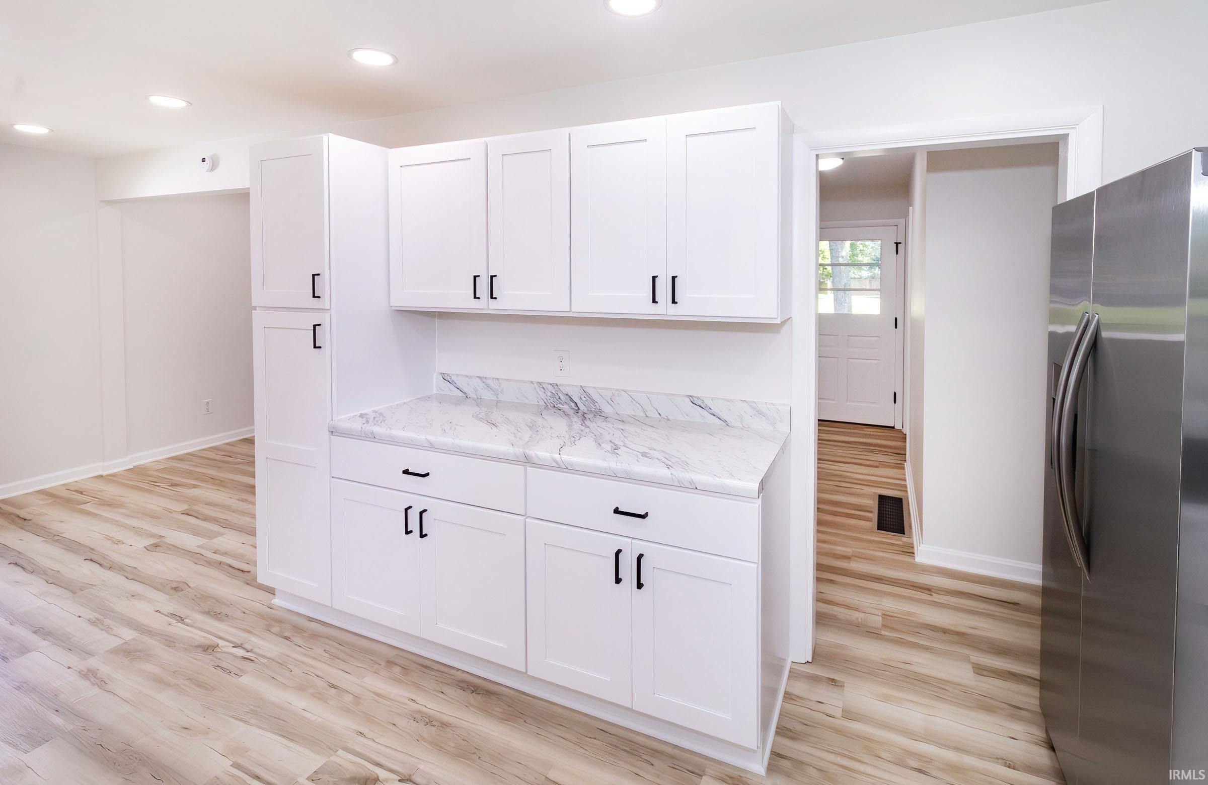 10788 Spry Road Newburgh, IN 47630 - Photo 11 of 32 Gallery Image 11