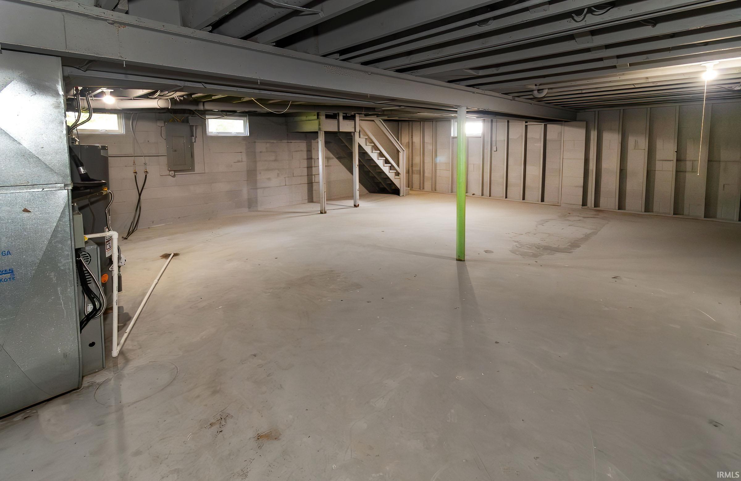 10788 Spry Road Newburgh, IN 47630 - Photo 26 of 32 Gallery Image 26