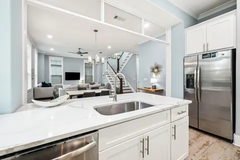 $1,100,000 | 135 Gulfview Circle, Santa Rosa Beach, FL 32459