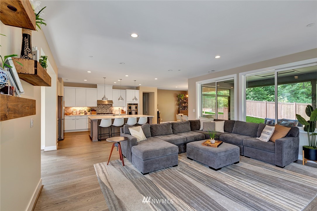101 232nd Place Southeast Bothell, WA 98021 - Photo 5 of 17