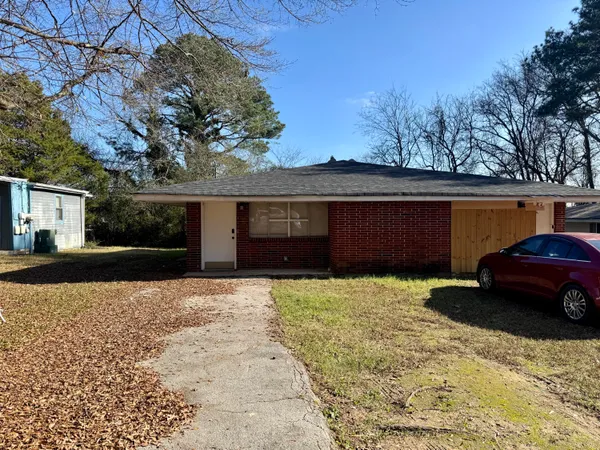 $260,000 | 1014 North Larchmont Drive, Chattanooga, TN 37411