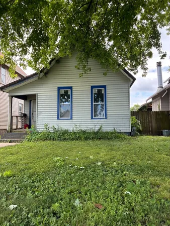 $49,000 | 521 3rd Avenue South, Clinton, IA 52732