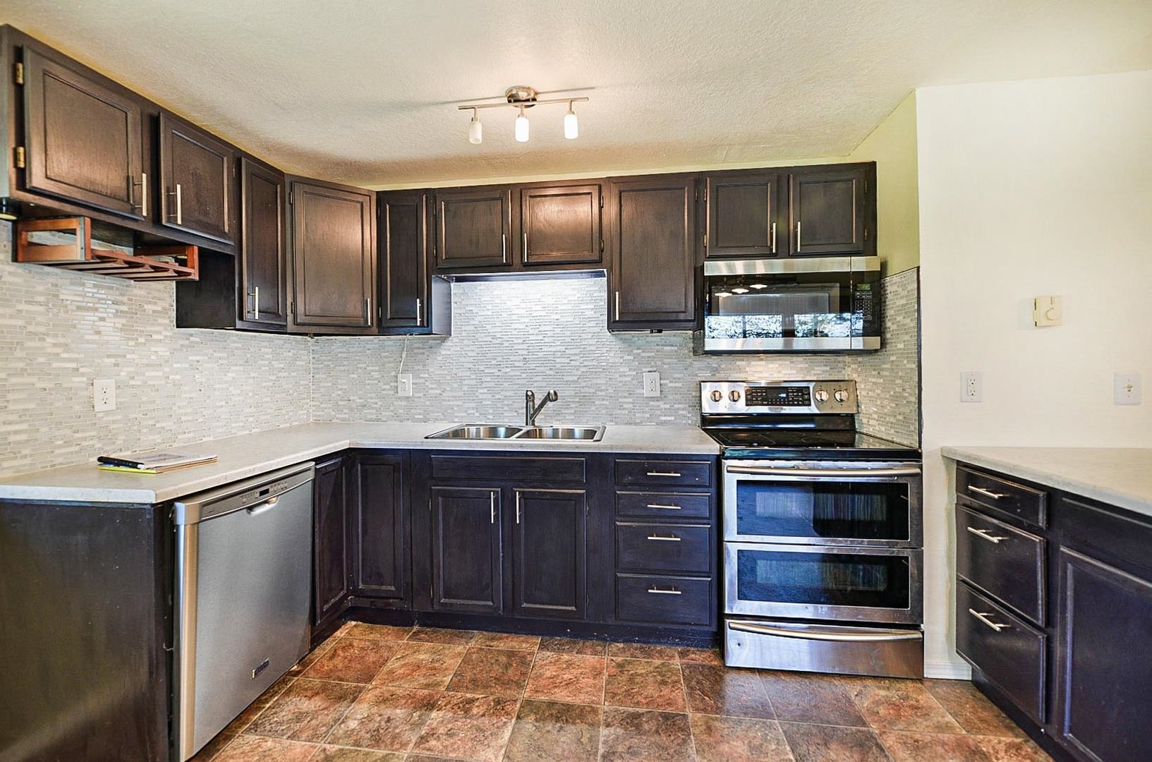 38003 North Sheets Road Elk, WA 99009 - Photo 4 of 40