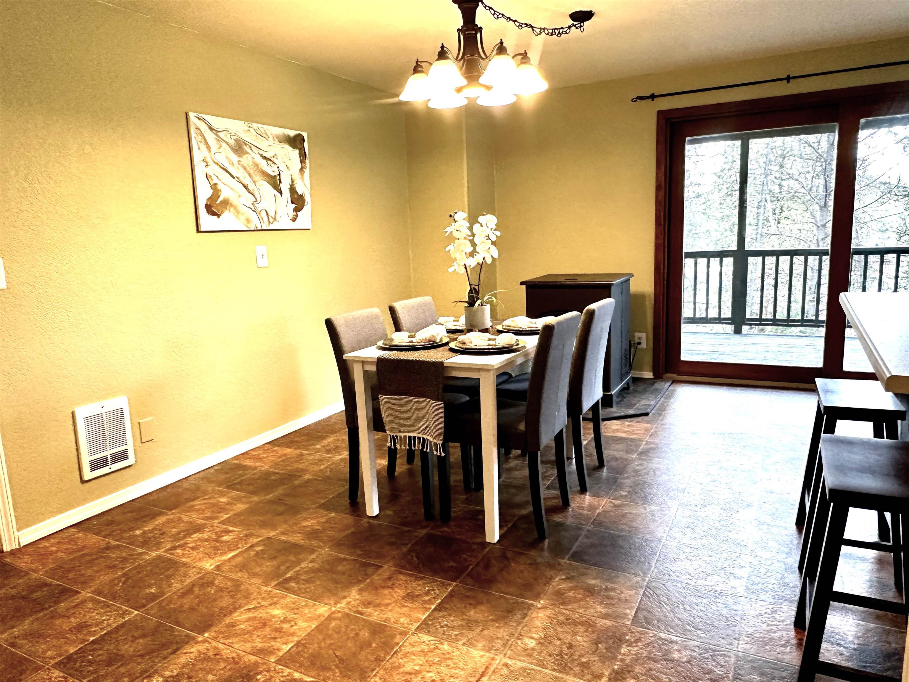 38003 North Sheets Road Elk, WA 99009 - Photo 8 of 40