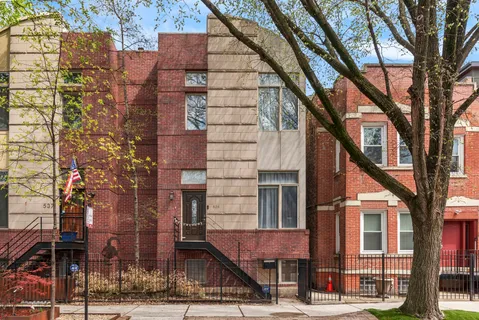 $925,000 | 535 North Wood Street, Chicago, IL 60622