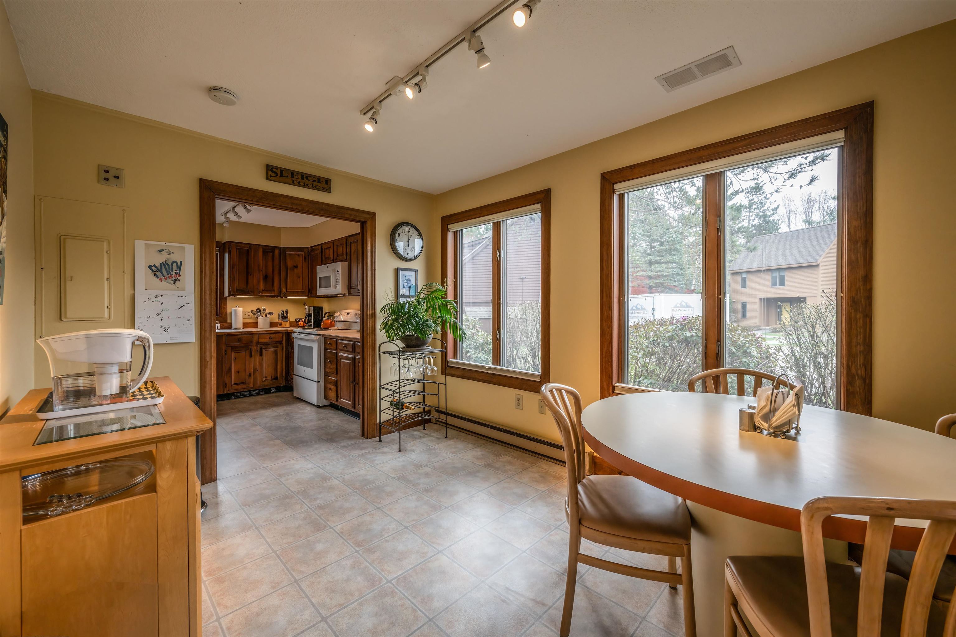 355 Lyman Batcheller Road, Unit 8A Hartford, VT 05059 - Photo 5 of 48 Gallery Image 5