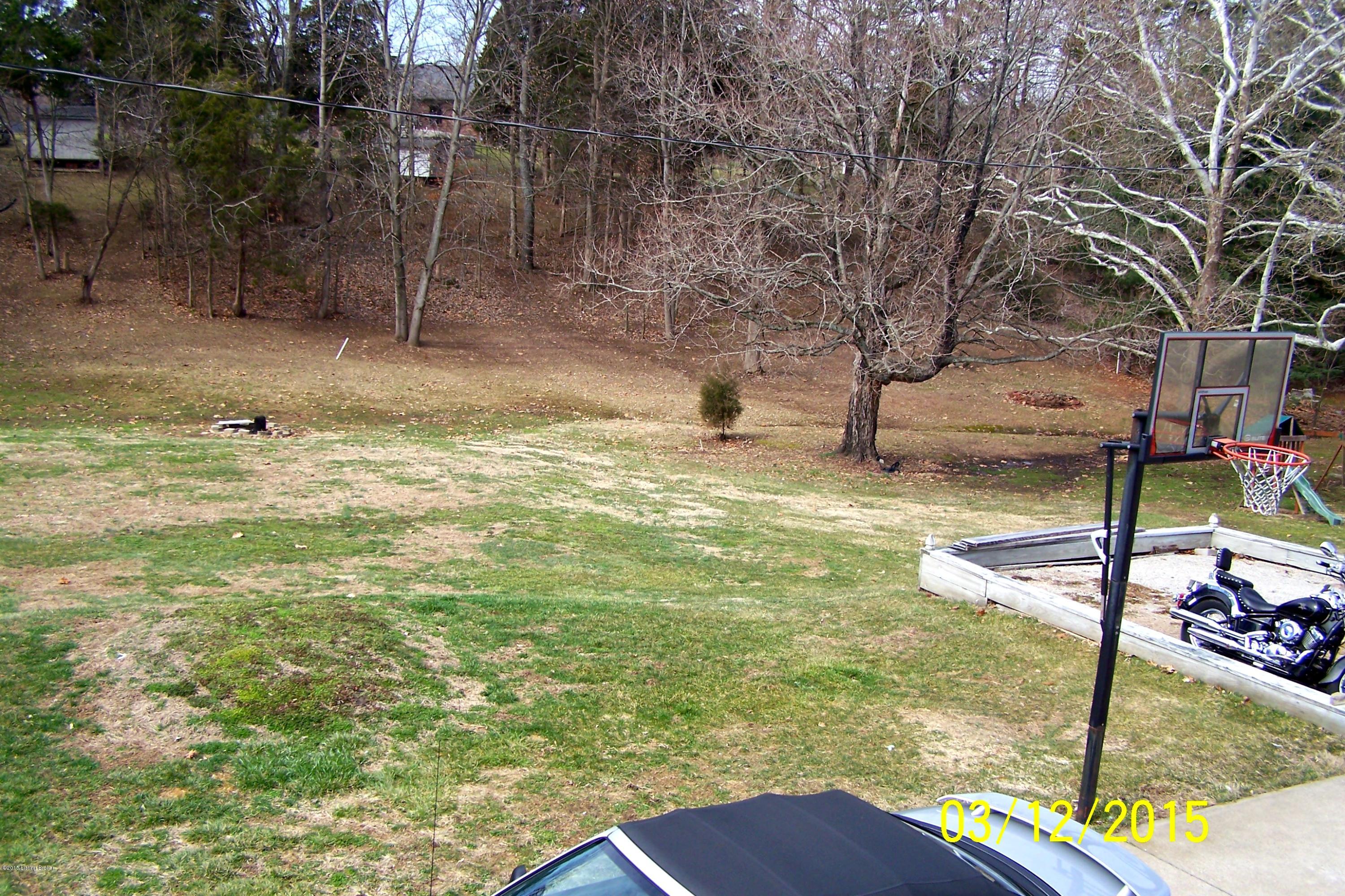 187 Old Spring House Road Shepherdsville, KY 40165 - Photo 26 of 31 187 Old Springhouse hh.JPG