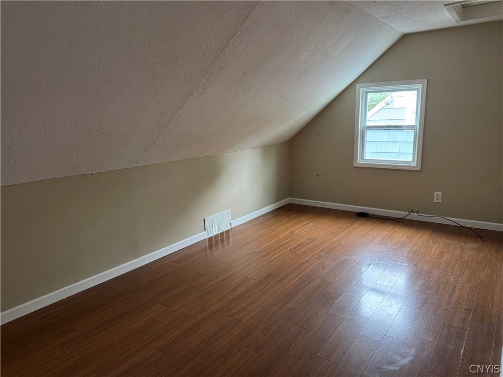 220 Roxann Avenue Syracuse, NY 13212 - Photo 13 of 15 Gallery Image 13