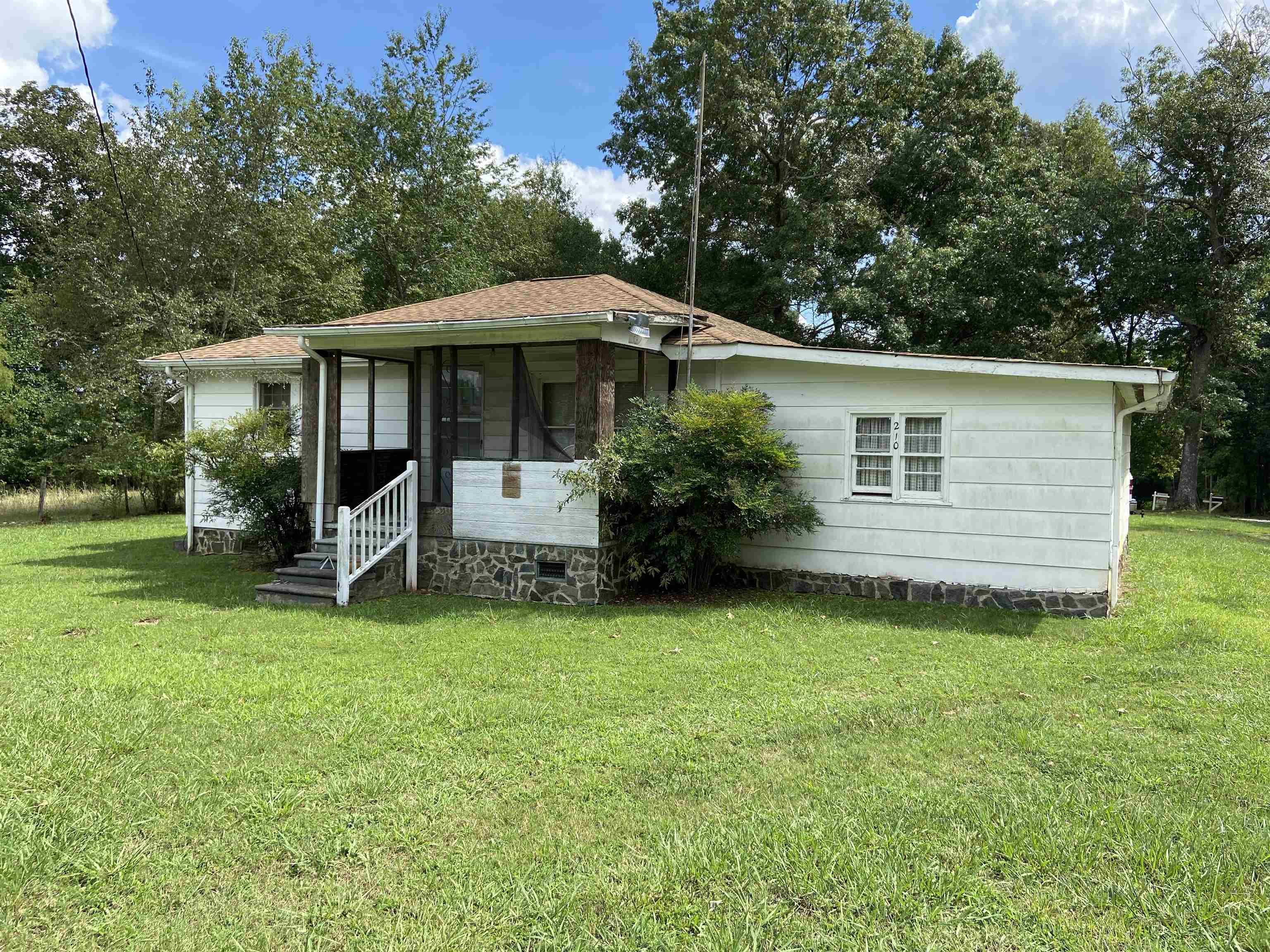 210 State Rd S-42-1337 Chesnee, SC 29323 - Photo 2 of 10