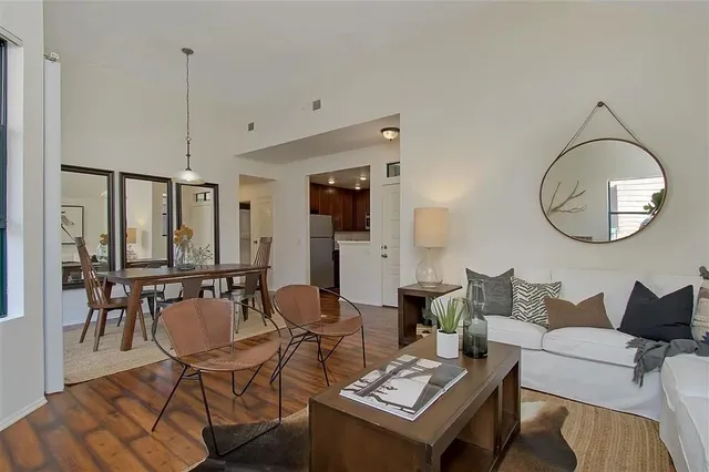 $2,500 | 4435 Nobel Drive, San Diego, CA 92122