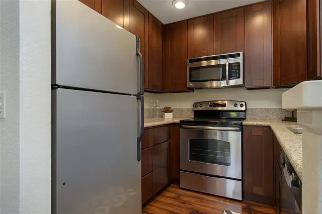 $2,500 | 4435 Nobel Drive, San Diego, CA 92122