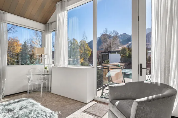 $300,000 | 219 North Monarch Street, Aspen, CO 81611