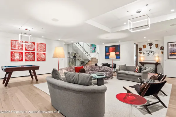 $300,000 | 219 North Monarch Street, Aspen, CO 81611