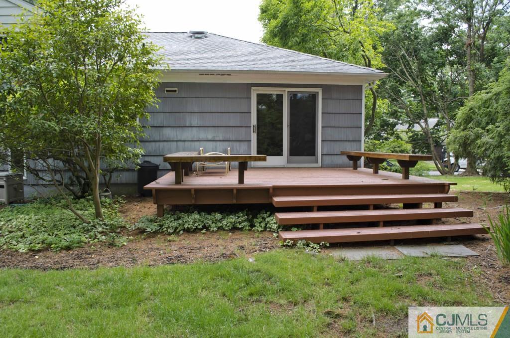 15 Olden Road Edison, NJ 08817 - Photo 2 of 14 Gallery Image 2