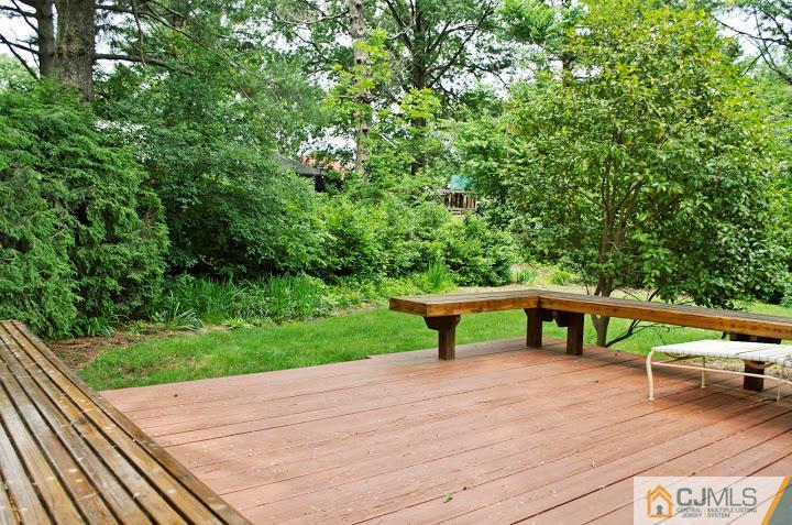 15 Olden Road Edison, NJ 08817 - Photo 4 of 14 Gallery Image 4