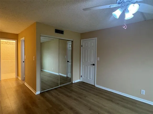 $229,000 | 9300 Southwest 8th Street, Unit 215, Boca Raton, FL 33428