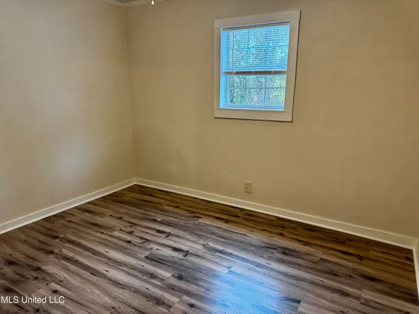 $120,000 | 8 Oak Lane, Natchez, MS 39120