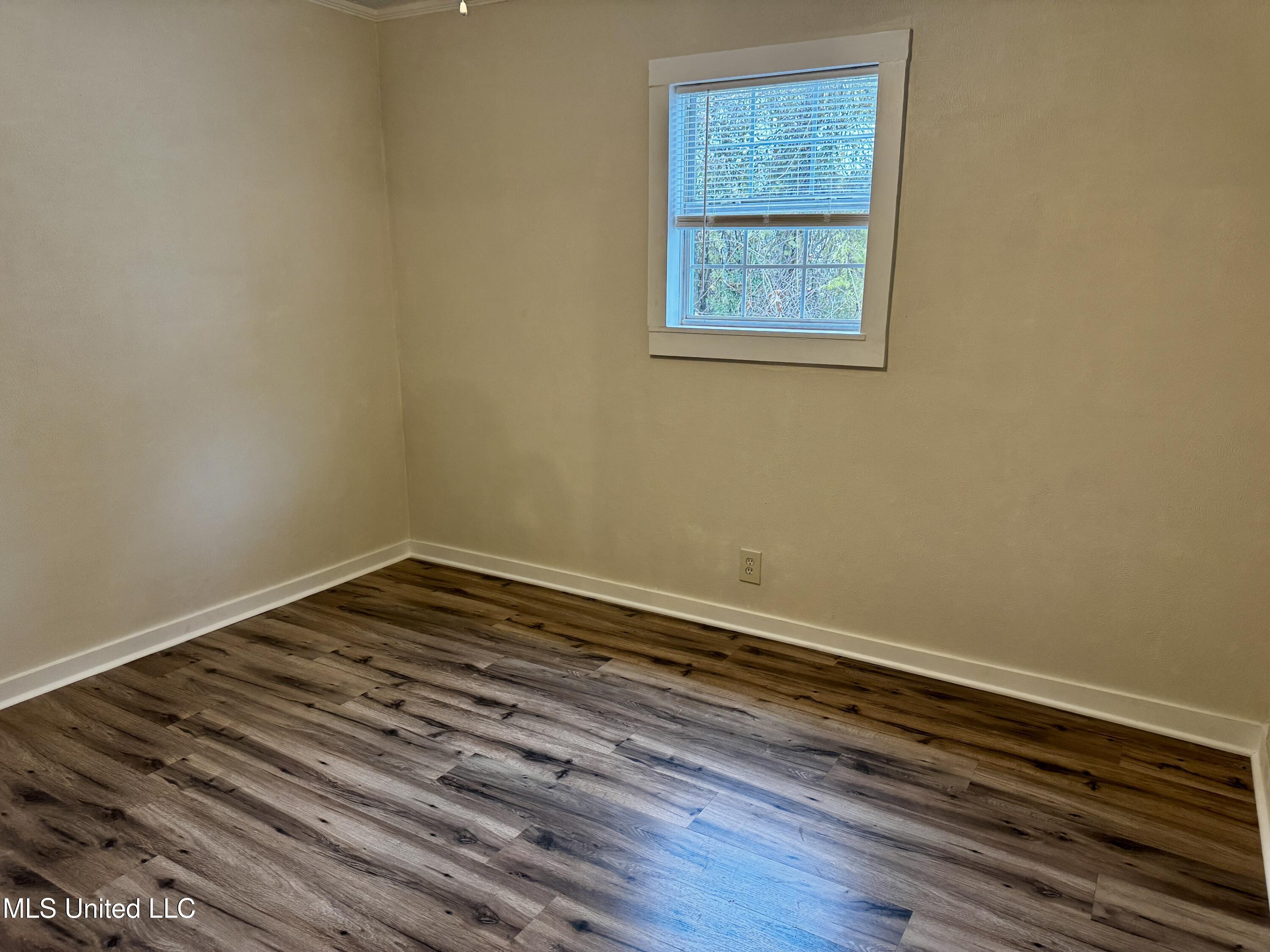 8 Oak Lane Natchez, MS 39120 - Photo 12 of 23 IMG_3043