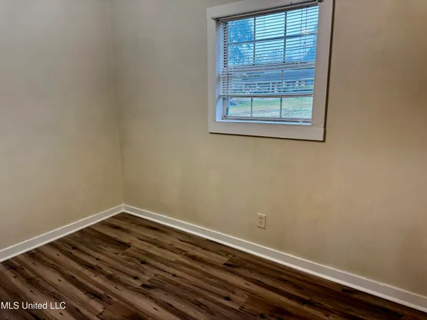 $120,000 | 8 Oak Lane, Natchez, MS 39120