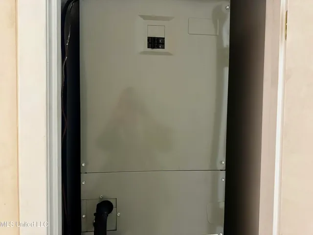 $120,000 | 8 Oak Lane, Natchez, MS 39120