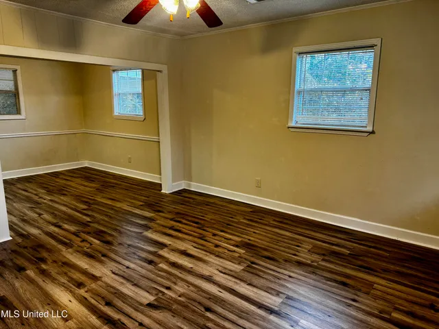 $120,000 | 8 Oak Lane, Natchez, MS 39120