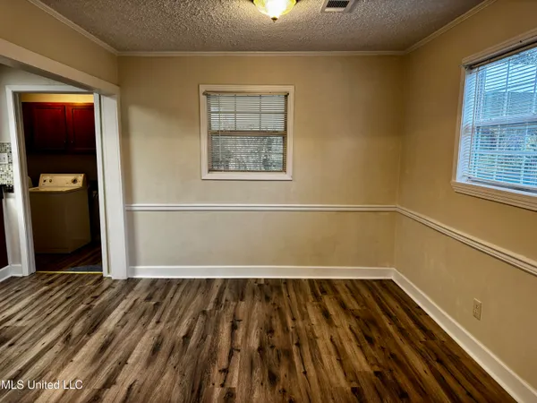 $120,000 | 8 Oak Lane, Natchez, MS 39120