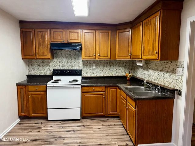 $120,000 | 8 Oak Lane, Natchez, MS 39120