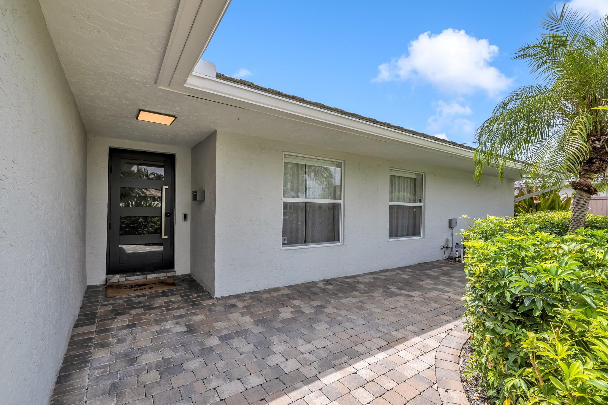 3830 Northeast 28th Avenue Lighthouse Point, FL 33064 - Photo 14 of 43 Photo 14