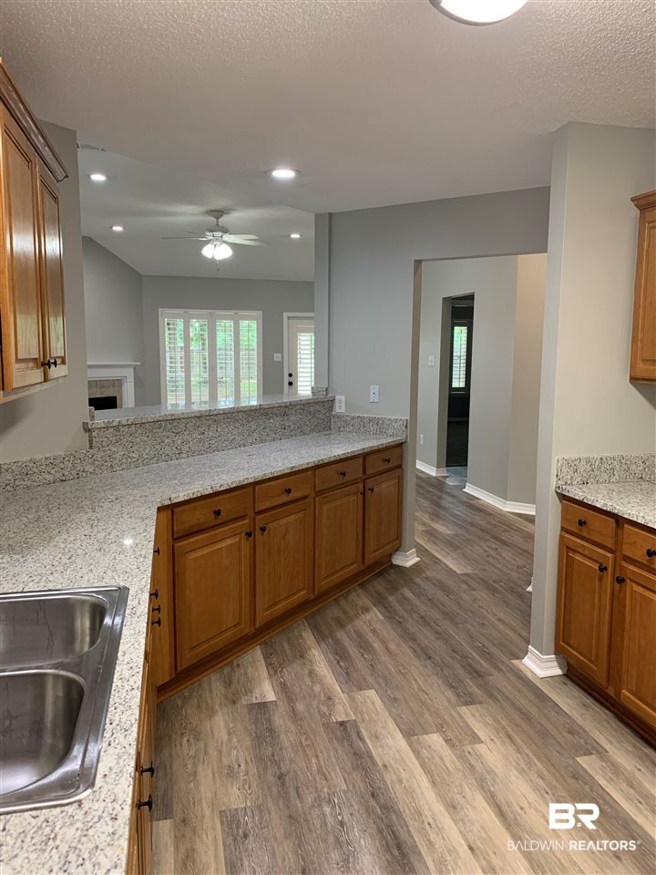 29245 Canterbury Road Daphne, AL 36526 - Photo 5 of 23