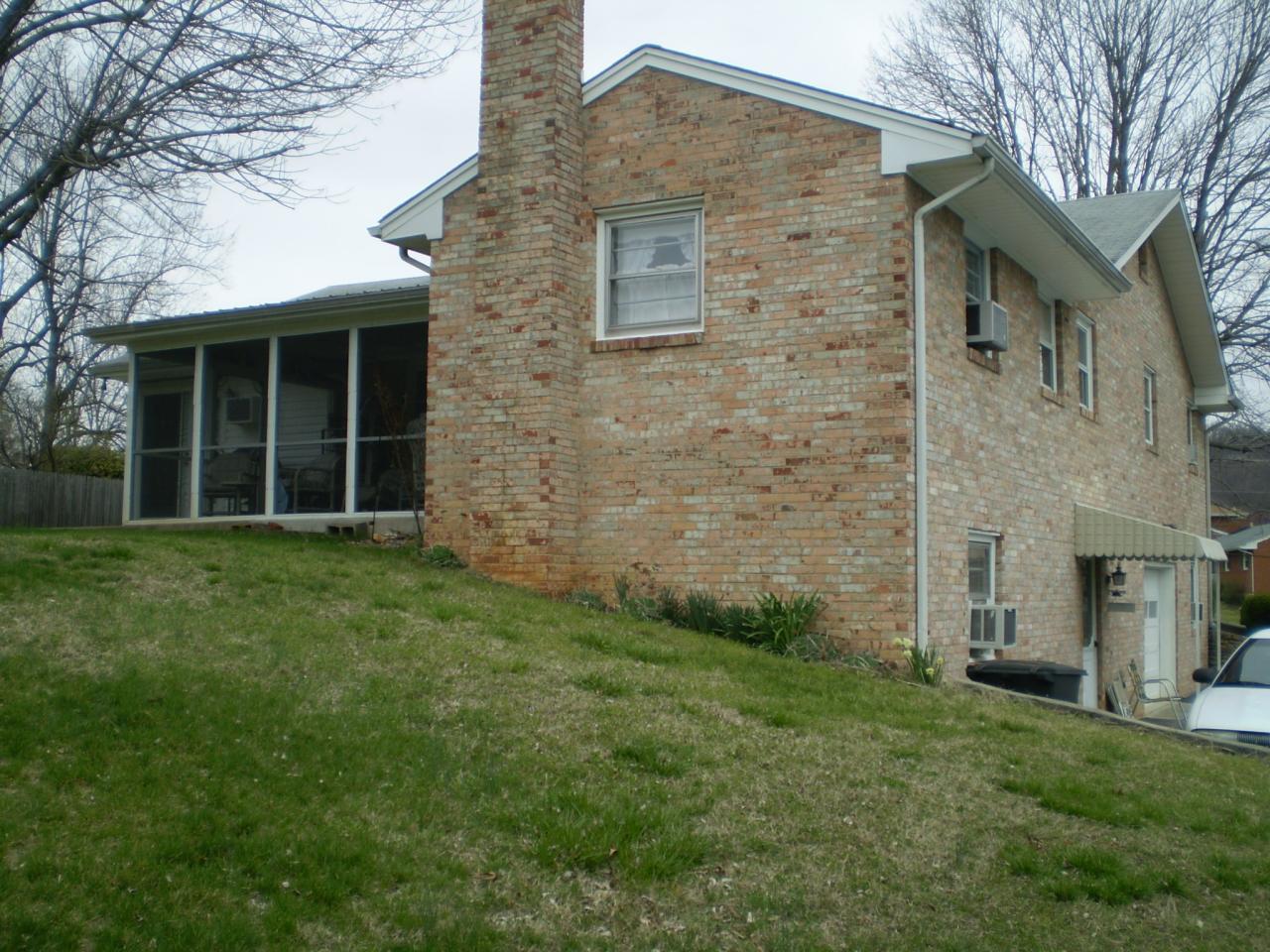2167 Feather Road Vinton, VA 24179 - Photo 8 of 8 feather
